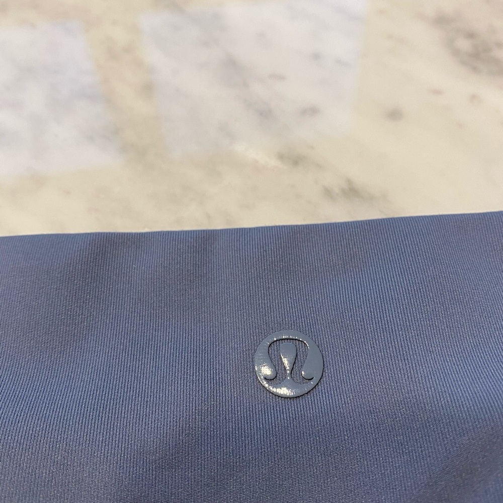 Lululemon crop leggings - Picture 3 of 6